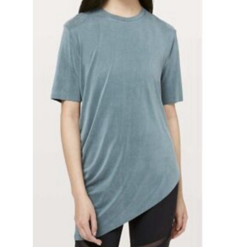 Lululemon Flutter Short Sleeve Top Asymmetrical Hem Sz 10/12 Gray/blue